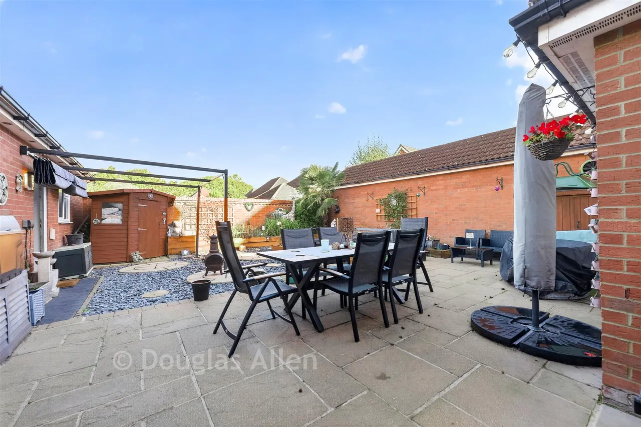 Chelsea Gardens, Harlow, CM17, photo 15