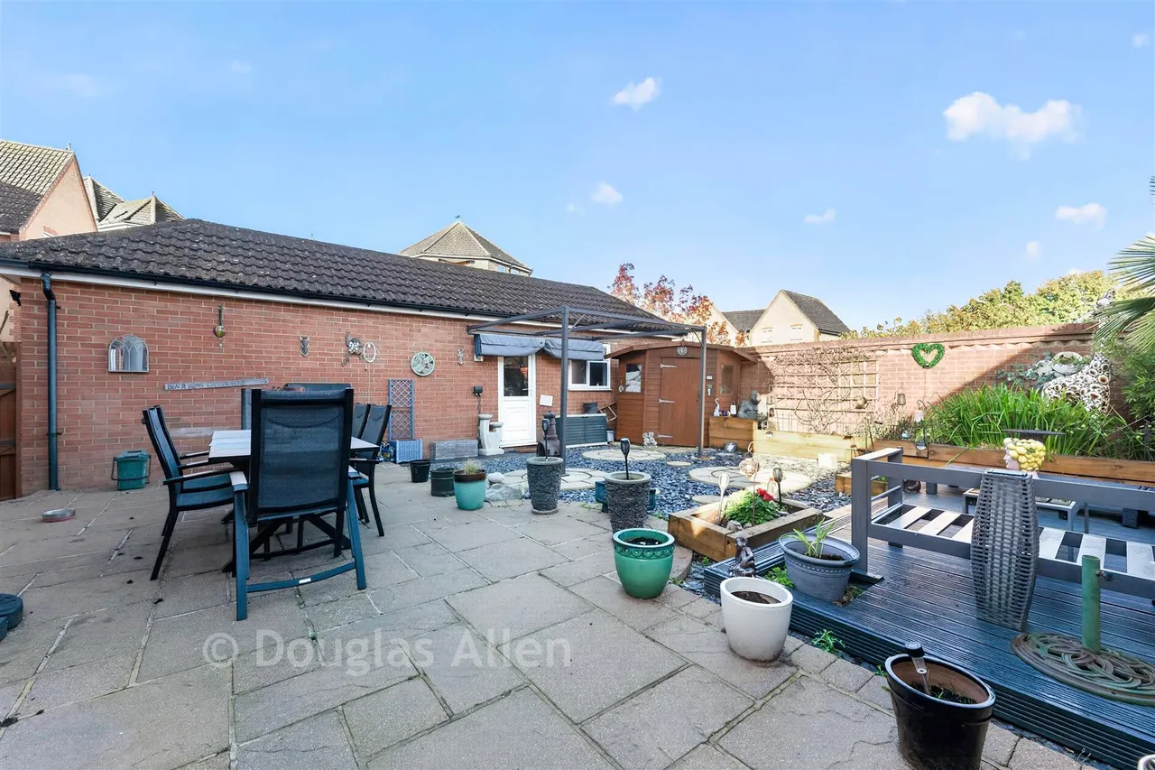 Chelsea Gardens, Harlow, CM17, photo 17