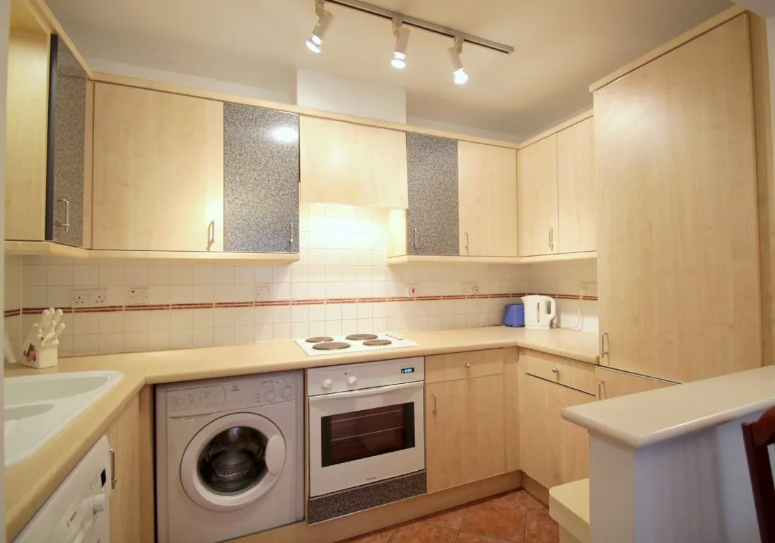 Bartholomew Close, EC1A, photo 3