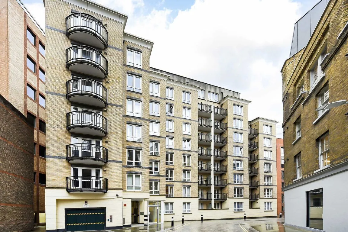 Bartholomew Close, EC1A, photo 5