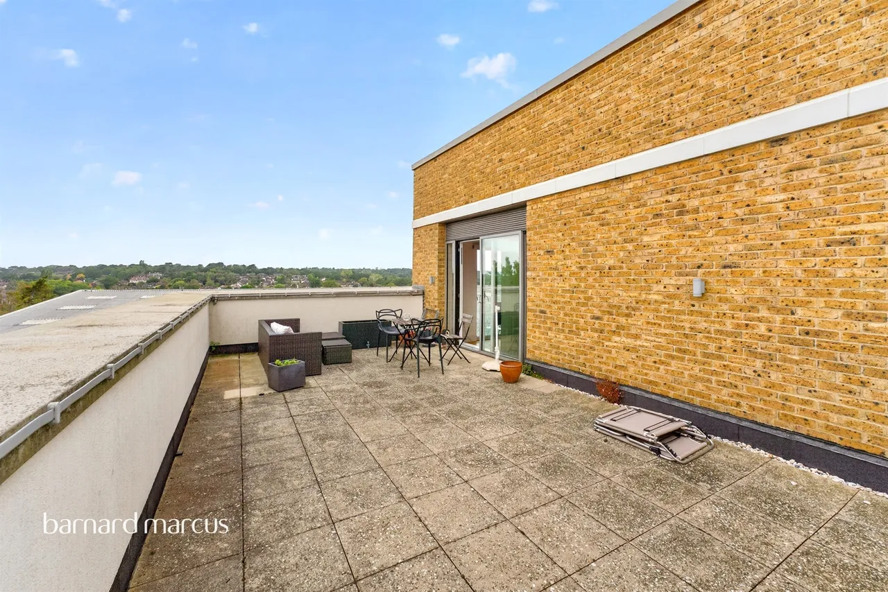 Acton Walk, London, N20, photo 16
