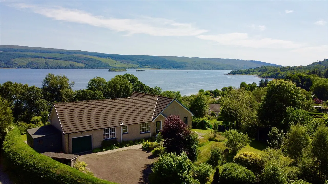 4 bed house for sale — Victoria Park, Minard, Inveraray, Argyll and Bute, PA32 8YN