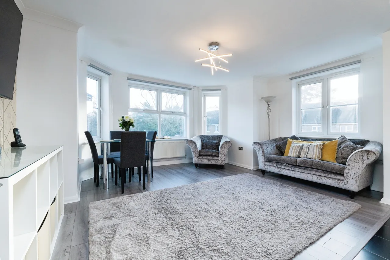 Halton Road, Kenley, Surrey, CR8, photo 2