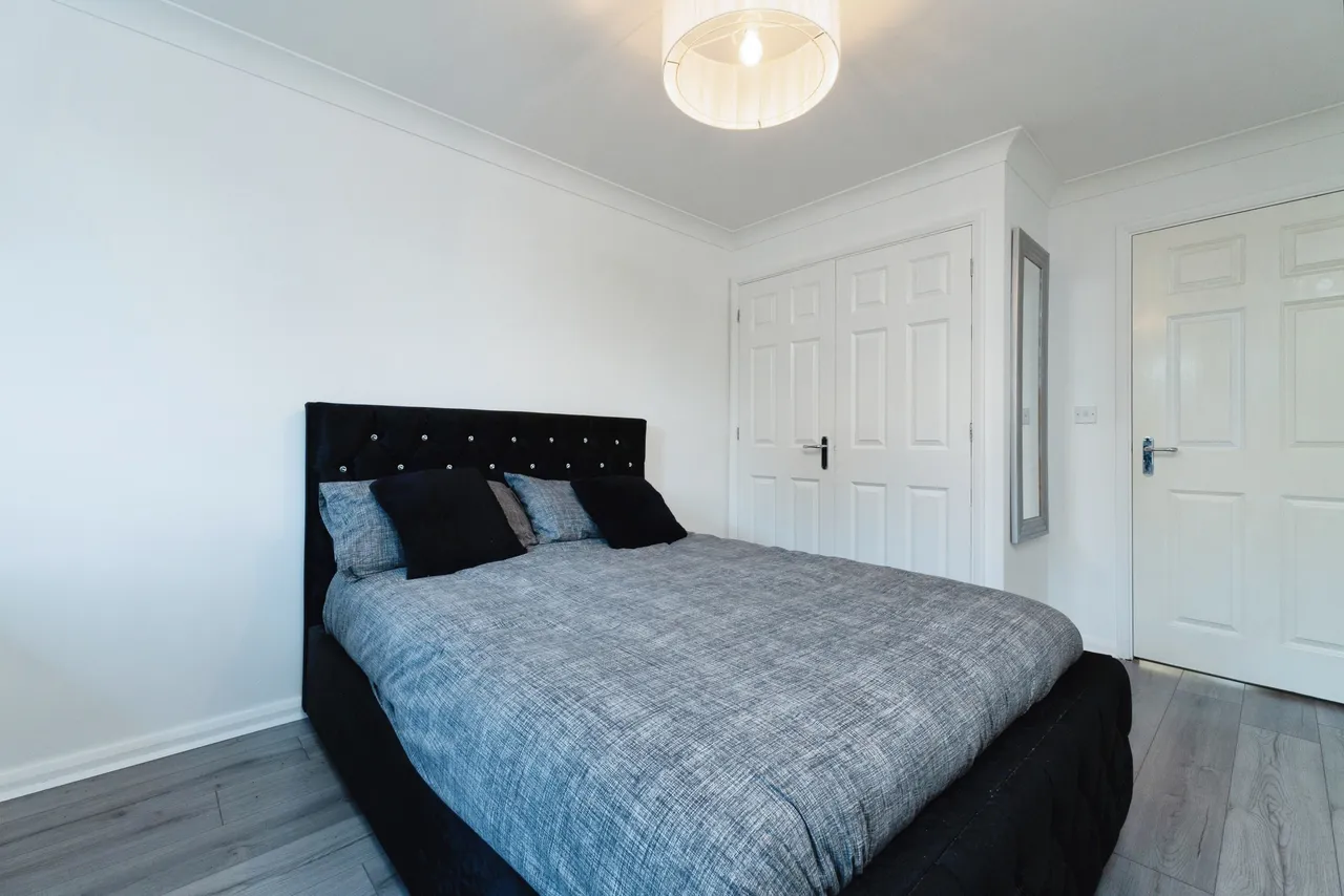 Halton Road, Kenley, Surrey, CR8, photo 14