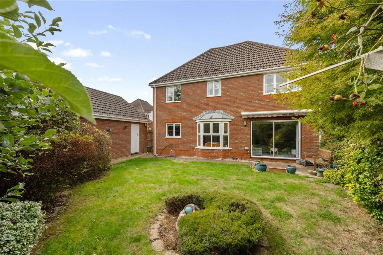 Blackberry Drive, Frampton Cotterell, BS36, photo 18