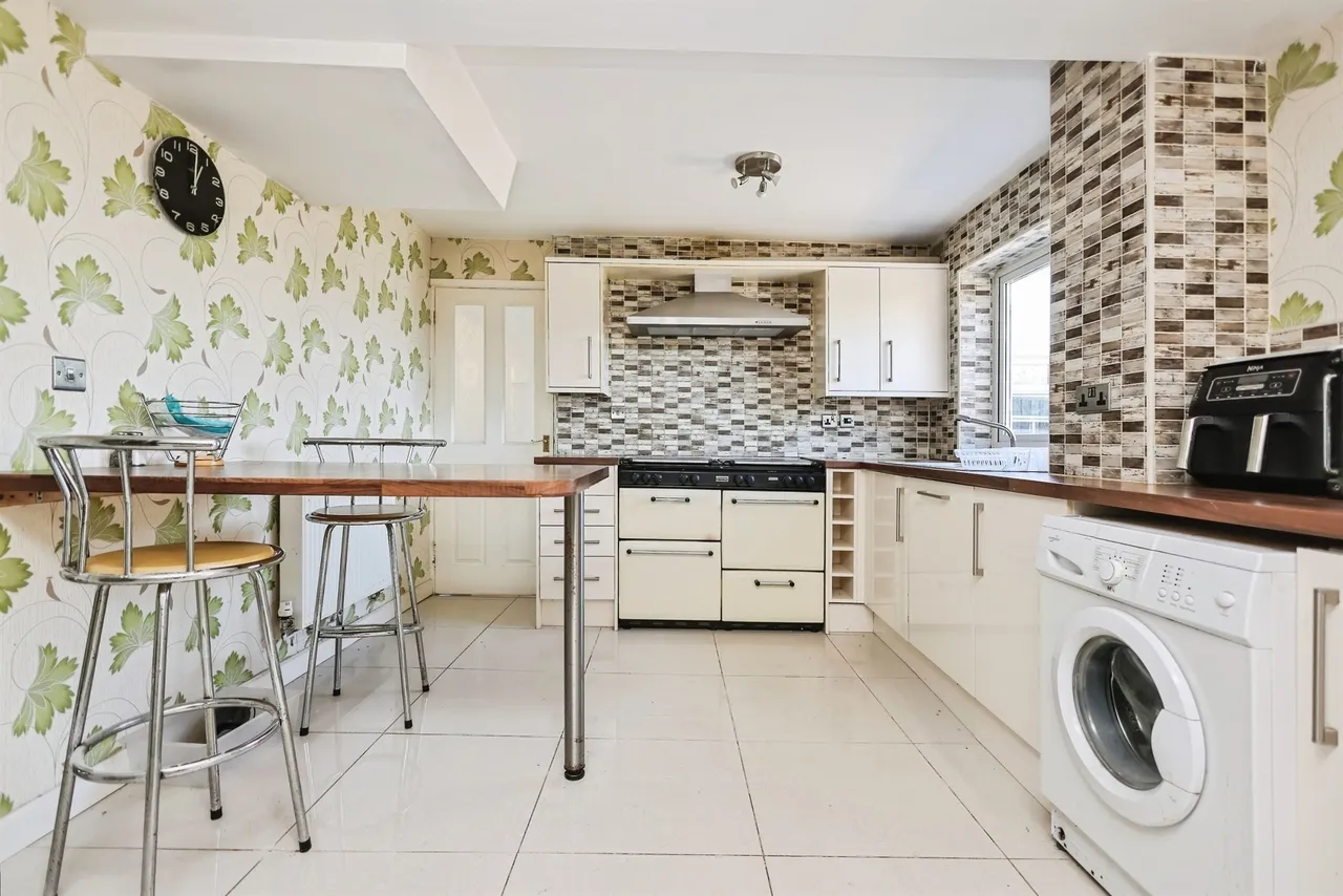 Kings Road, Kings Heath, B14, photo 7