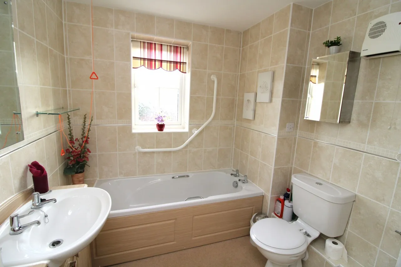 Penn Road, Hazlemere, HP15, photo 8