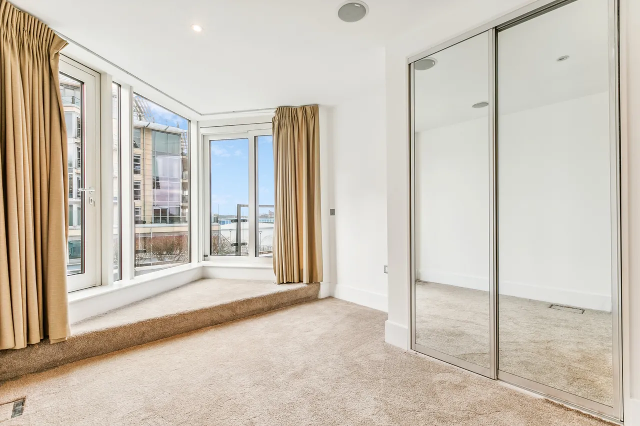 Juniper Drive, London, SW18, photo 12