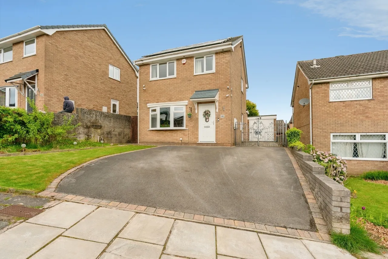 3 bed house for sale — Wellfield Drive, Burnley, Lancashire, BB12