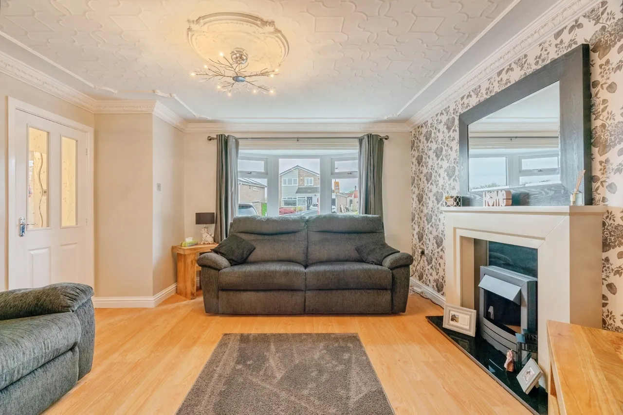 Wellfield Drive, Burnley, Lancashire, BB12, photo 9