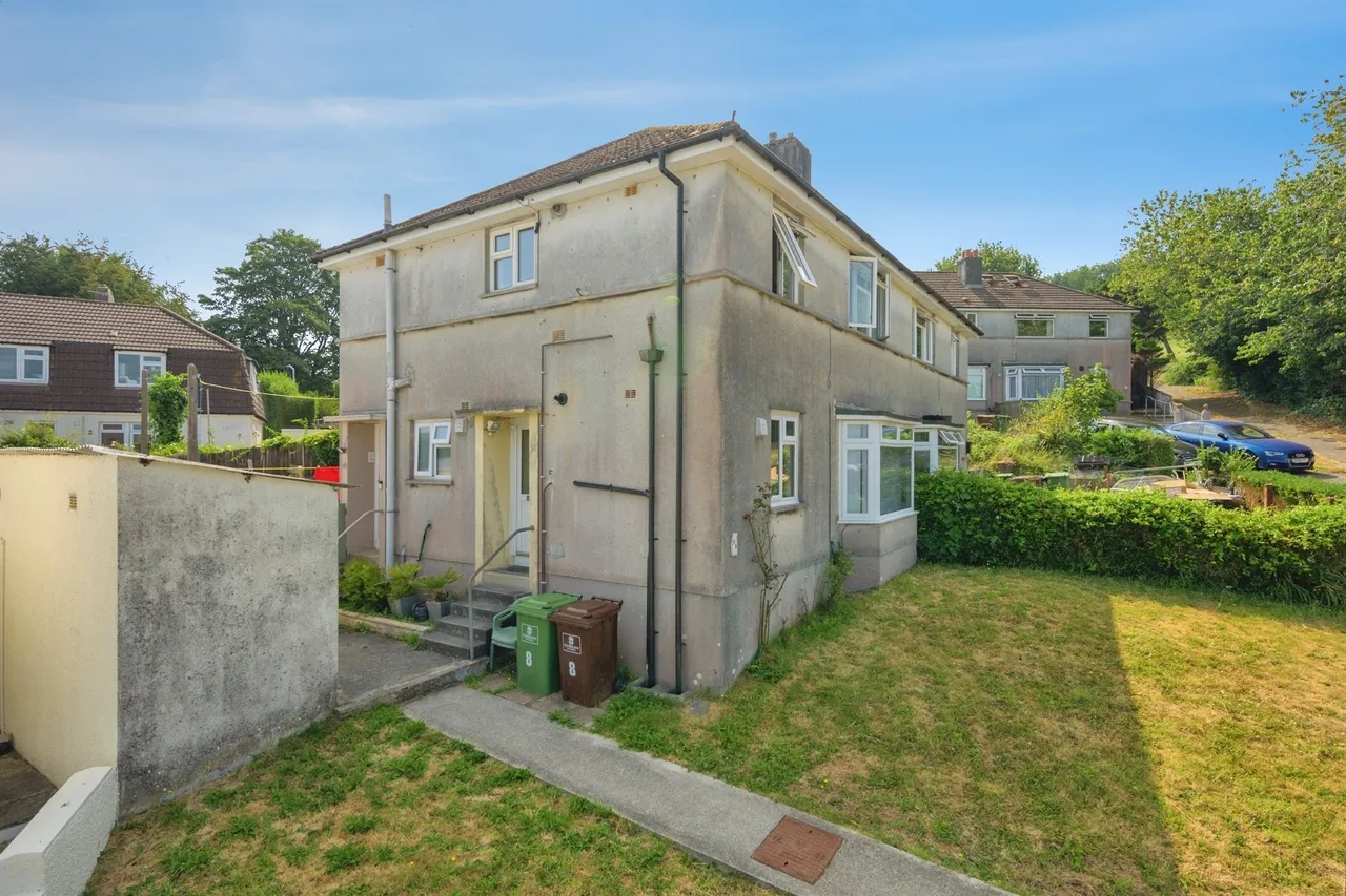 1 bed flat for sale — Martlesham Place, Plymouth