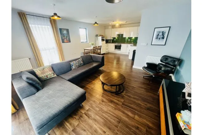 1 Cairns Avenue, London, photo 6