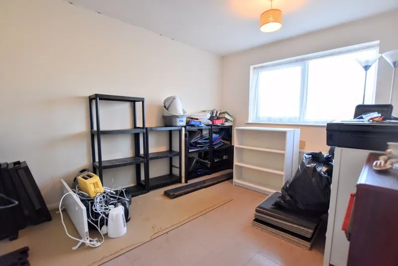 Cromarty Court, Bletchley, Milton Keynes, Buckinghamshire, MK3 7SU, photo 5
