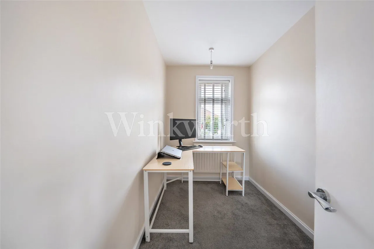 Cheviot Gardens, London, NW2, photo 8