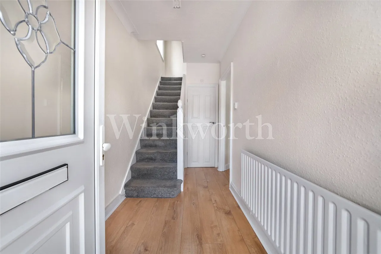 Cheviot Gardens, London, NW2, photo 14