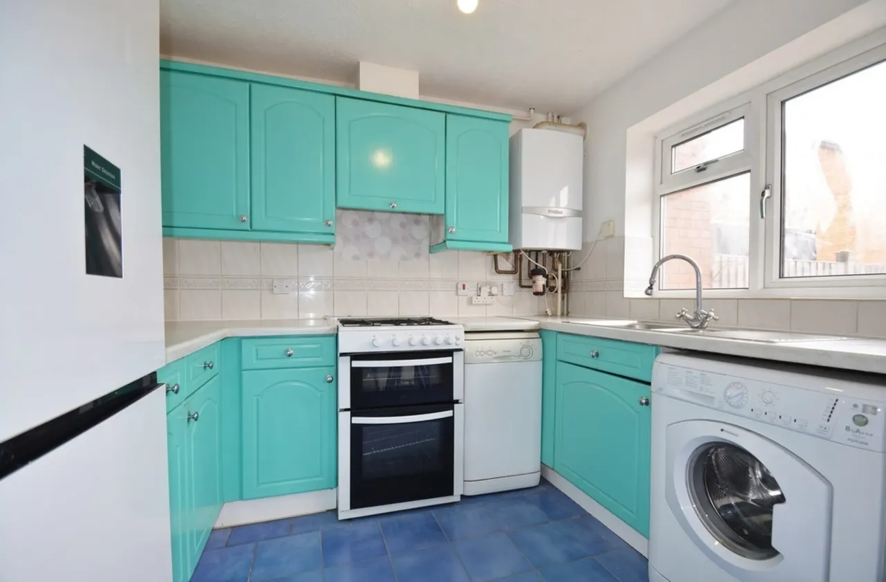 Trevithick Close, Feltham, photo 2