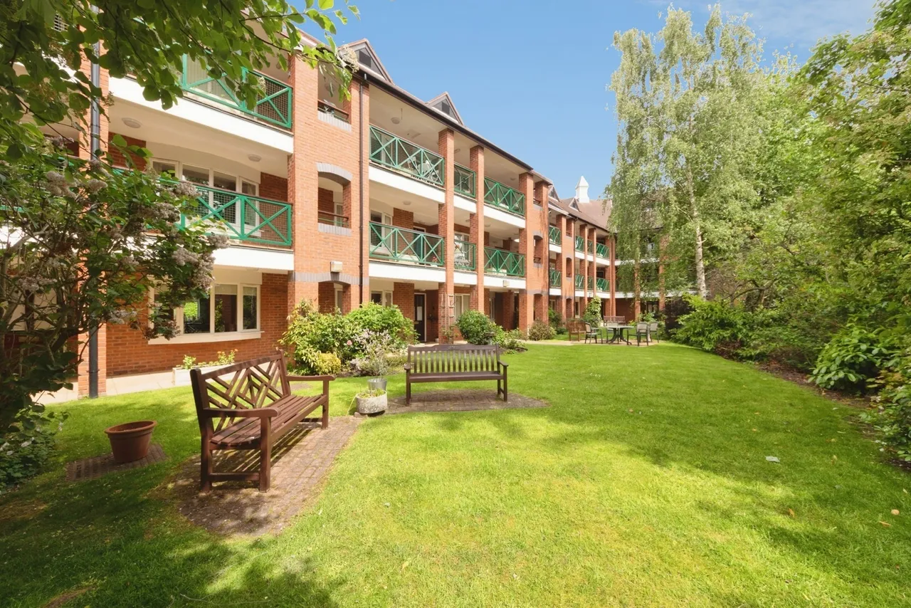 Deerhurst Court, Solihull, B91, photo 16
