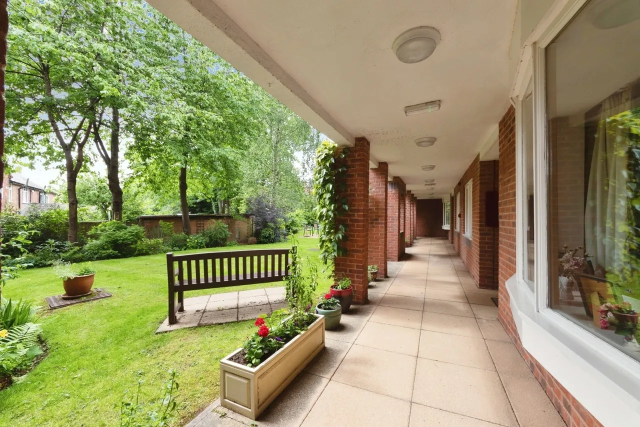 Deerhurst Court, Solihull, B91, photo 15