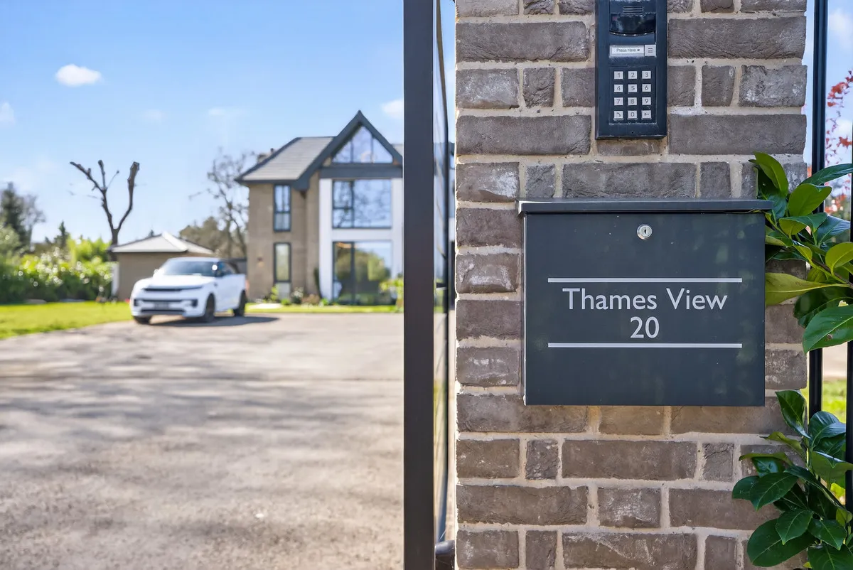Dorney Reach Road, Dorney Reach Maidenhead, SL6, photo 48