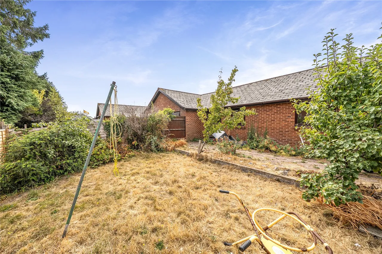 Walnut Gardens, Kington, Herefordshire, HR5 3DN, photo 16