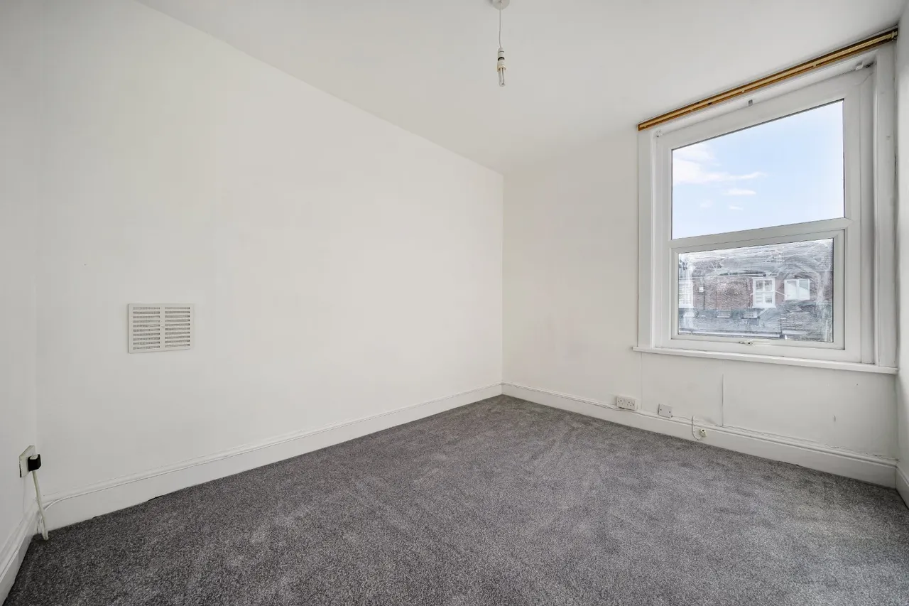 Pretoria Road, Southsea, PO4, photo 5