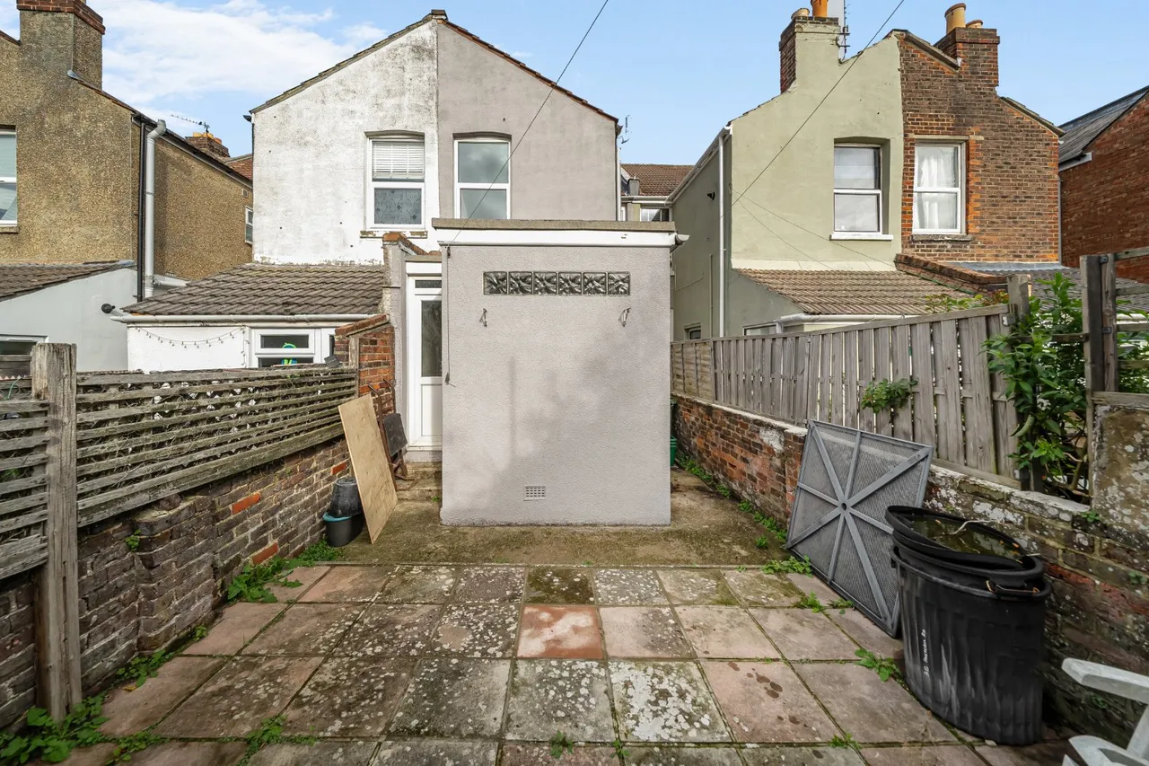 Pretoria Road, Southsea, PO4, photo 12