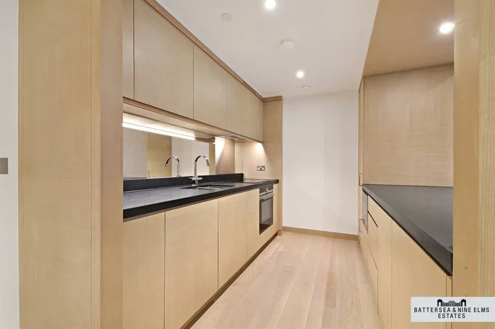 Embassy Gardens, SW11, photo 9