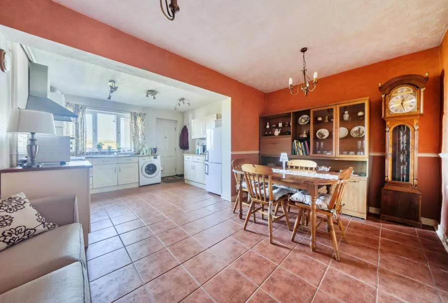 Swindon Lane, Cheltenham, GL50, photo 4