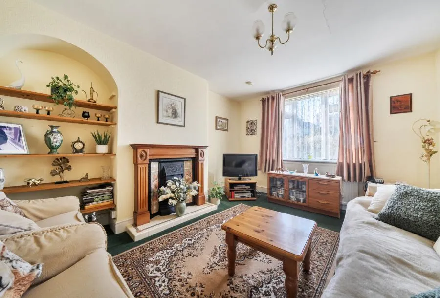 Swindon Lane, Cheltenham, GL50, photo 3
