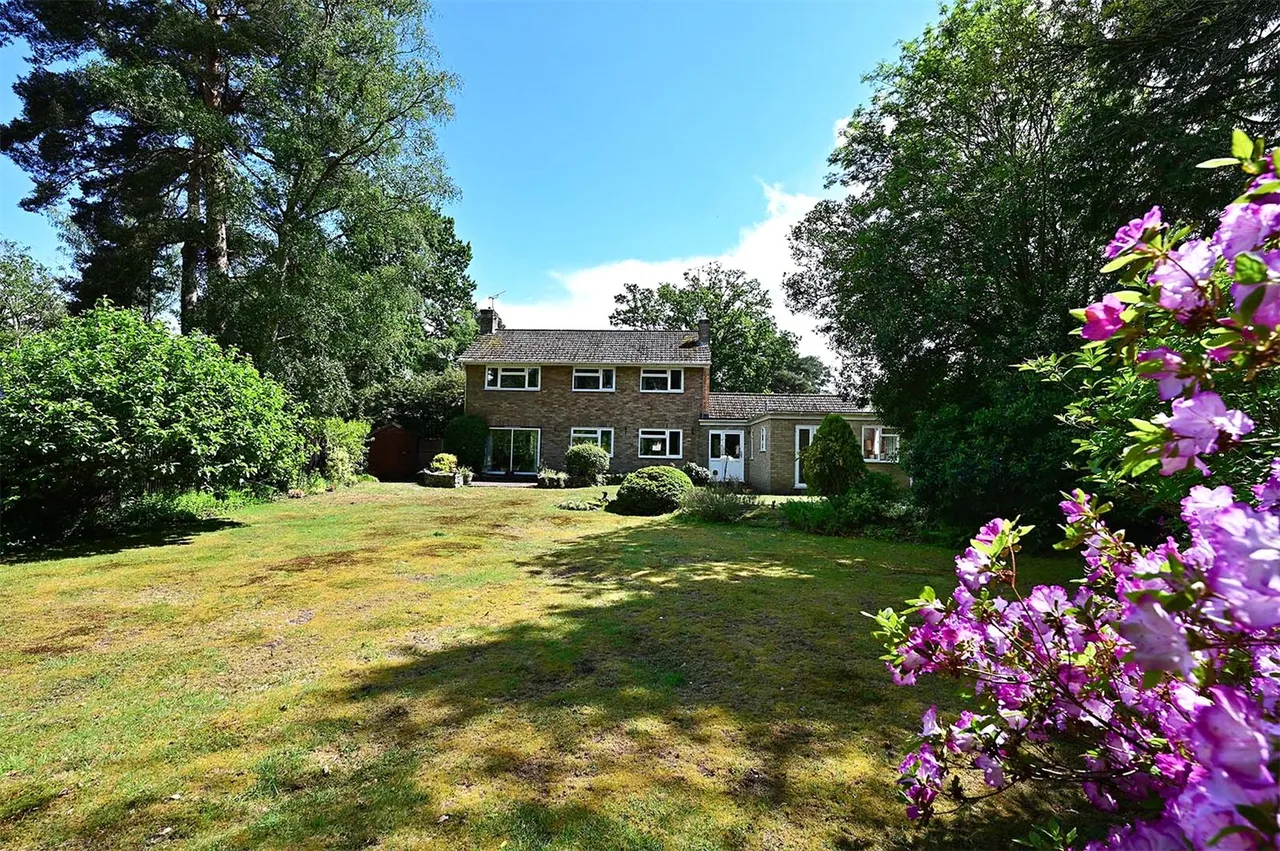Dinorben Close, Fleet, Hampshire, GU52 7SL, photo 4