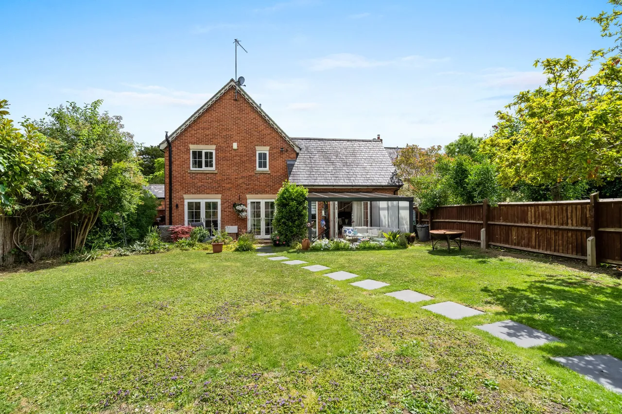 Sutton Lane, Lower Brailes, OX15, photo 26