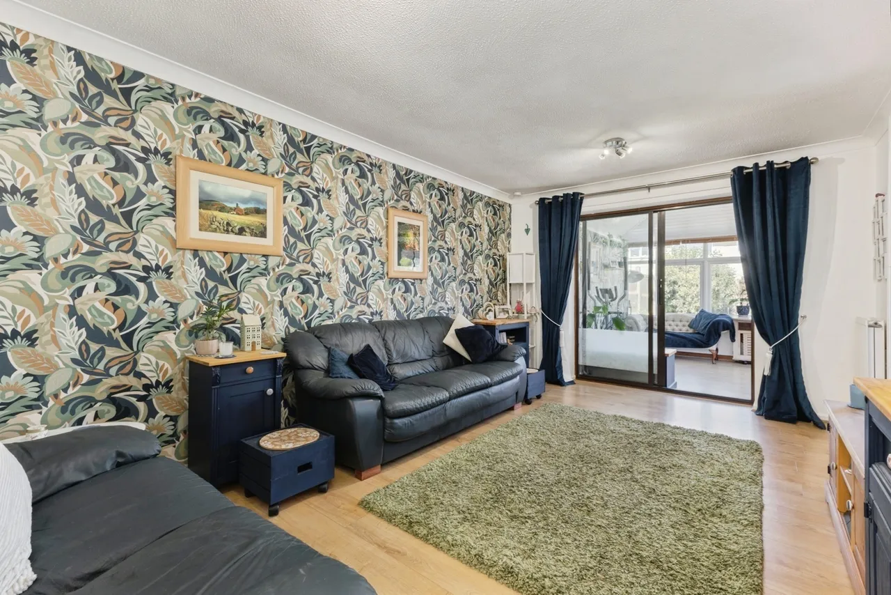 Arlington Close, Attleborough, Norfolk, NR17, photo 2