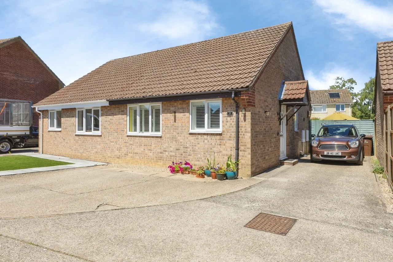 2 bed house for sale — Arlington Close, Attleborough, Norfolk, NR17