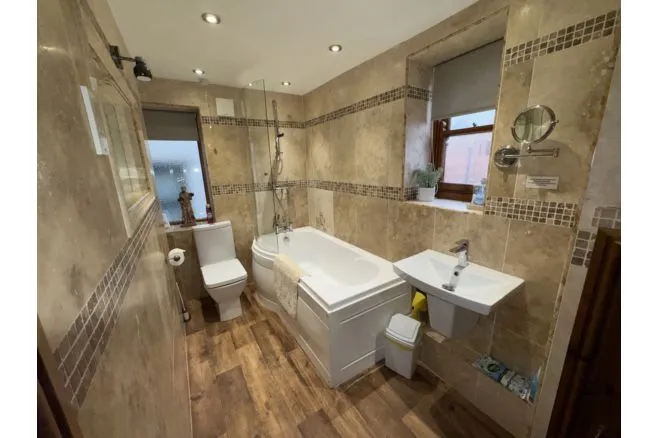 Oswy Square, Whitby, YO21, photo 18