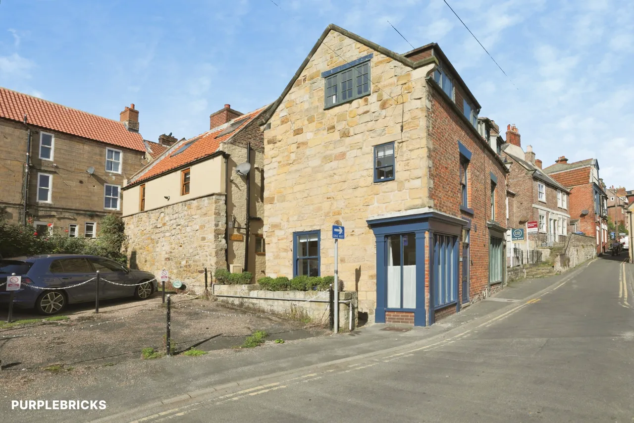 Oswy Square, Whitby, YO21, photo 30