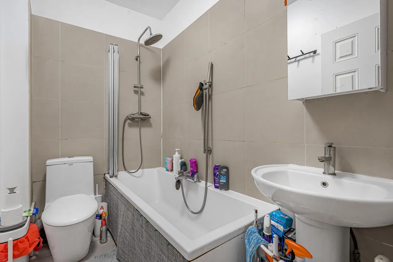 Whittington Road, N22, photo 6