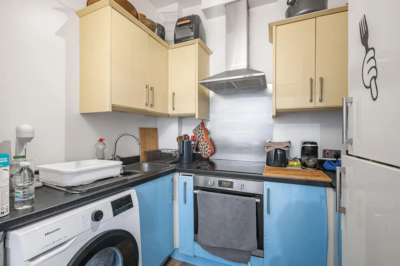 Whittington Road, N22, photo 3