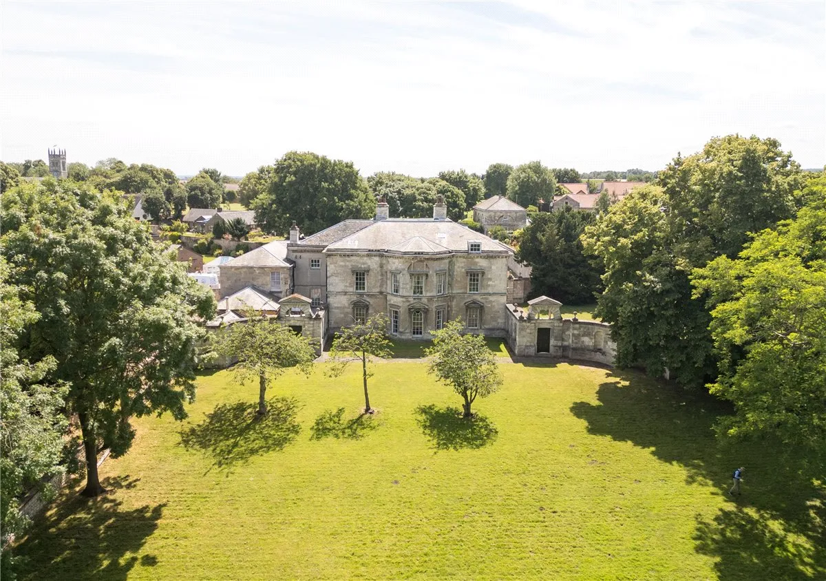 Wadworth, Doncaster, DN11, photo 4