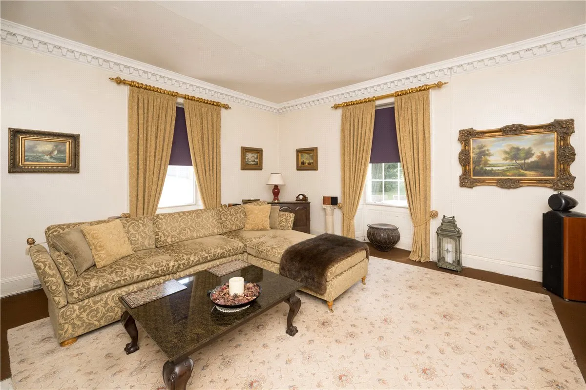 Wadworth, Doncaster, DN11, photo 8