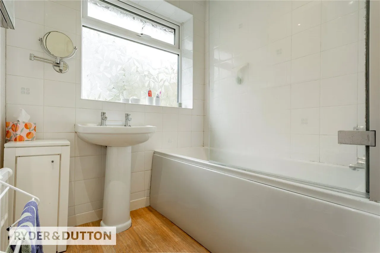 Thorncliffe Park, Royton, OL2, photo 26