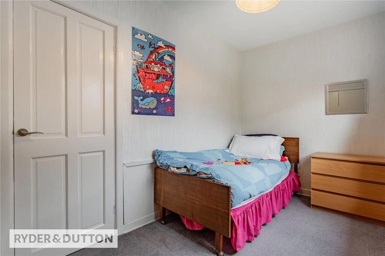 Thorncliffe Park, Royton, OL2, photo 21