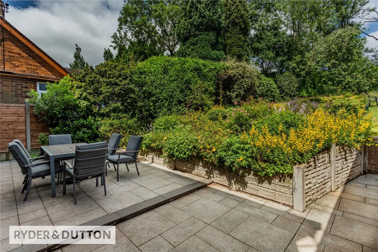 Thorncliffe Park, Royton, OL2, photo 34
