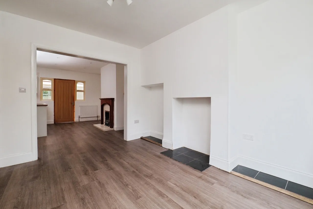 Lilac Crescent, Beeston, Nottingham, Nottinghamshire, NG9, photo 10