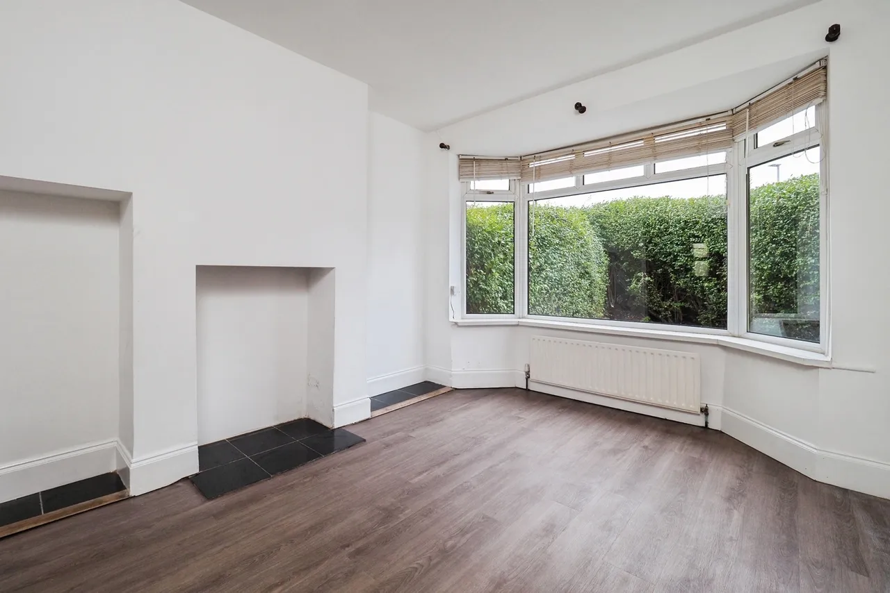 Lilac Crescent, Beeston, Nottingham, Nottinghamshire, NG9, photo 7