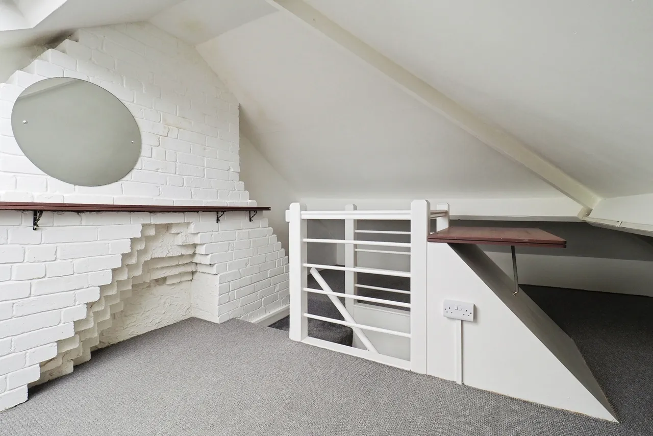 Lilac Crescent, Beeston, Nottingham, Nottinghamshire, NG9, photo 20