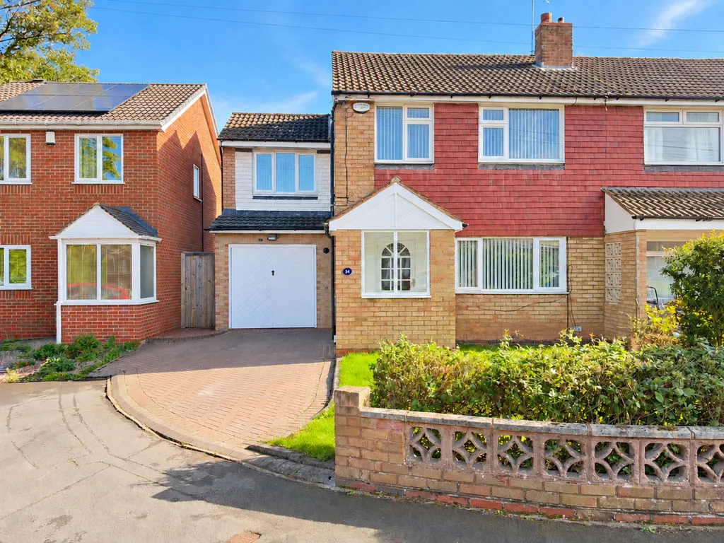 4 bed house for sale, Fishley Close, Lower Farm, WS3