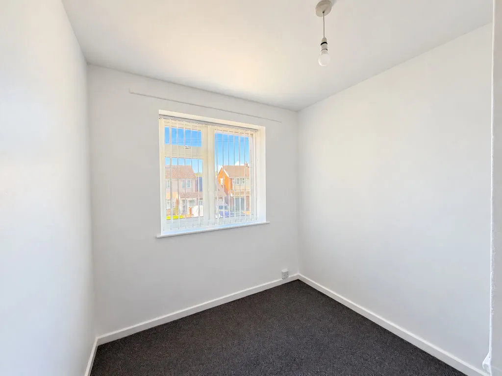 Fishley Close, Lower Farm, WS3, photo 14