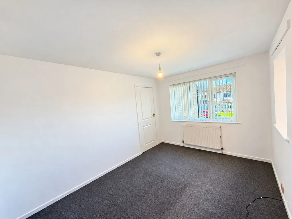 Fishley Close, Lower Farm, WS3, photo 10