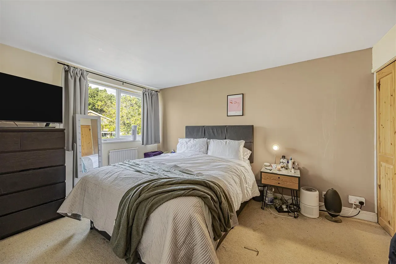 Abingdon Drive, Caversham, RG4, photo 6