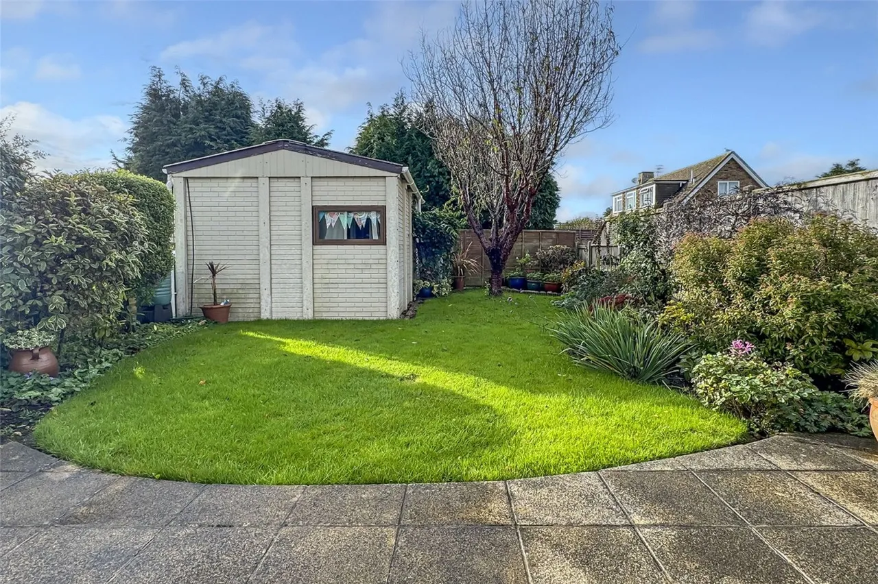 East Preston, Littlehampton, BN16, photo 3